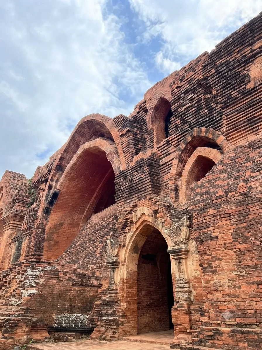 Discovering Timeless Beauty: The 12 Best Photography Spots in Bagan