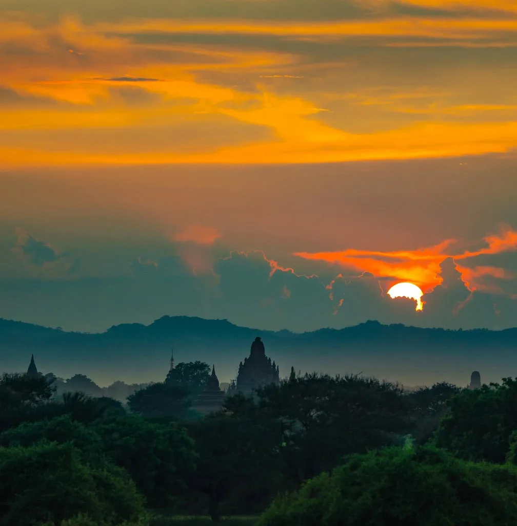 Bagan Sunrise Proposal: The Ultimate Romantic Destination