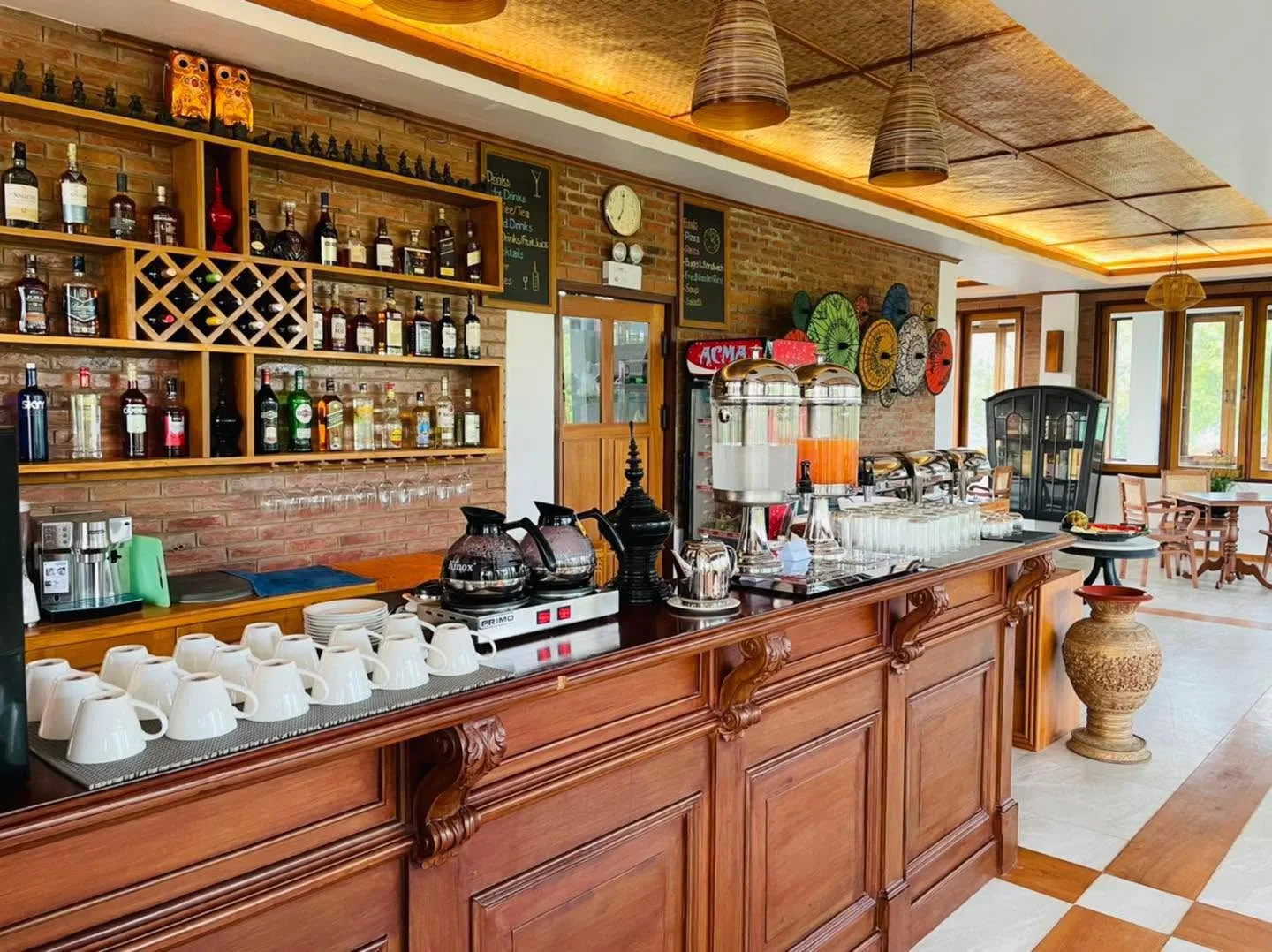 Restaurant Deck